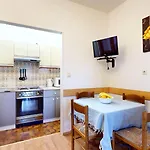 Apartamento By The Beach *