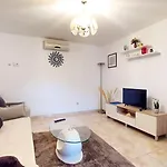 Apartamento By The Beach