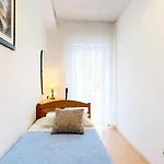 By The Beach Apartamento Duće