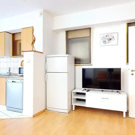 Apartment By The Beach Duce